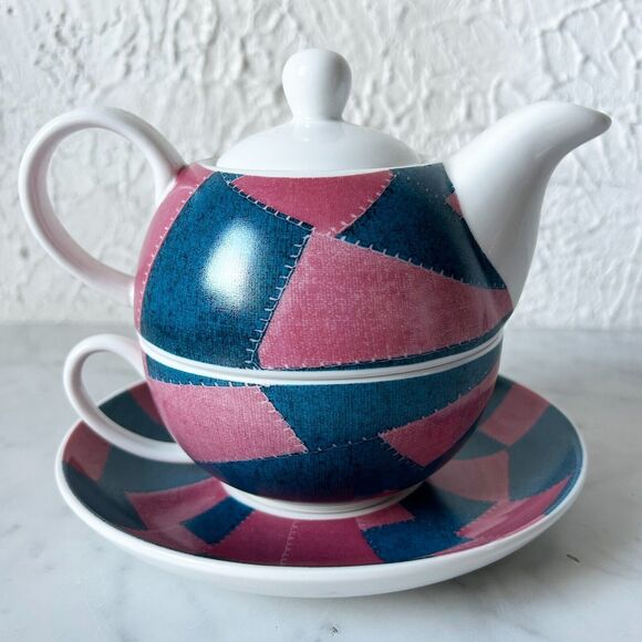 Louise Bourgeios Tea For One Set Bone China Teapot Cup Saucer Third Drawer Down - Picture 2 of 14